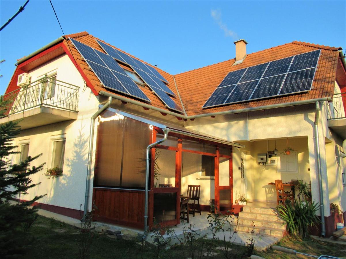 Menyhart Apartman Gyenesdiason 6 Fo Reszere Exterior photo